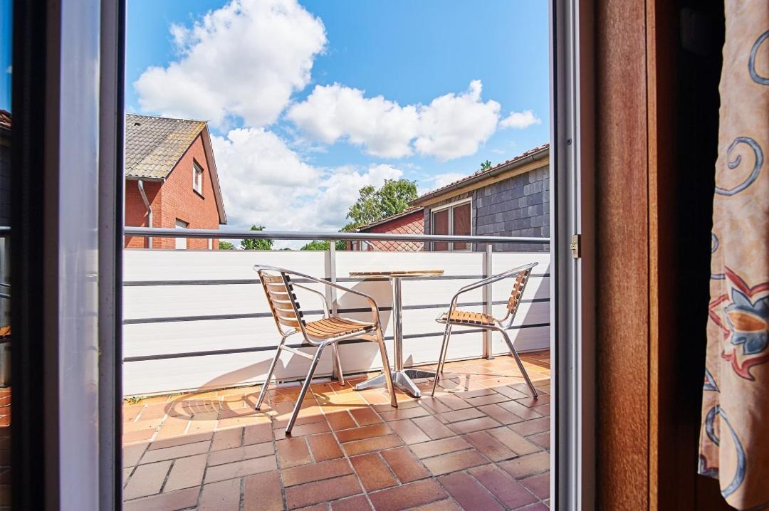 Ferienhaus Achtern Feeld Hüde エクステリア 写真