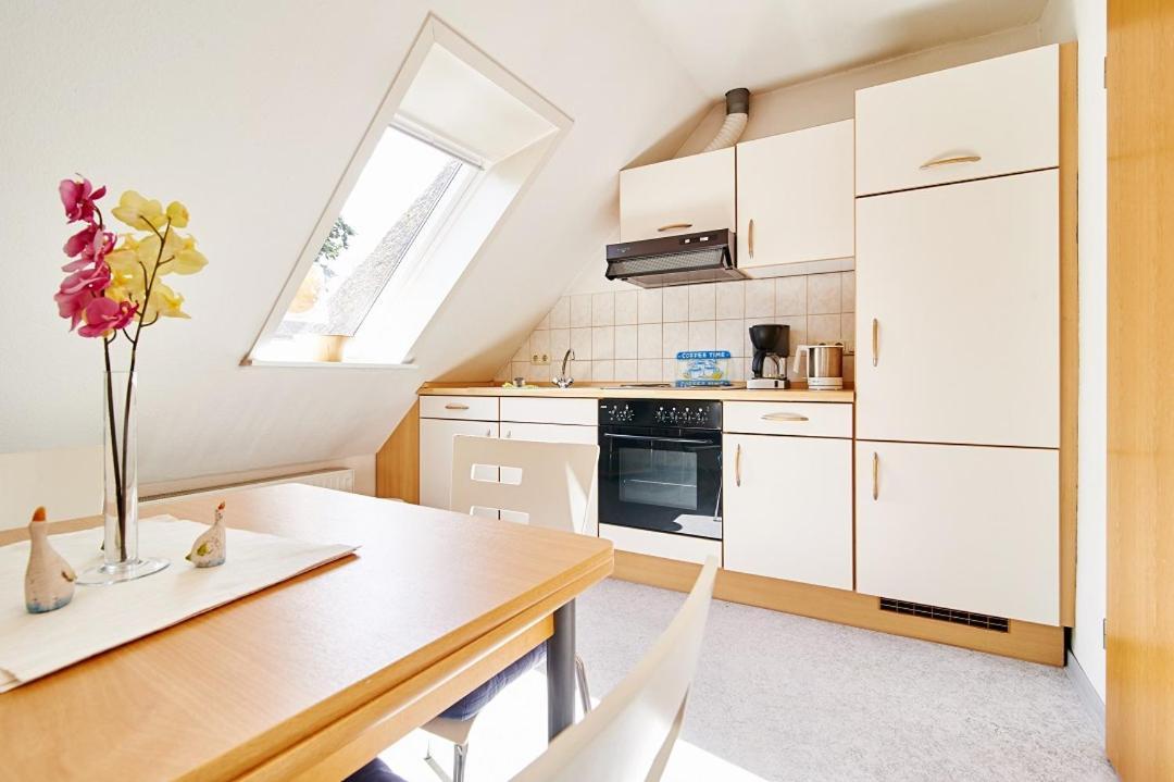 Ferienhaus Achtern Feeld Hüde エクステリア 写真